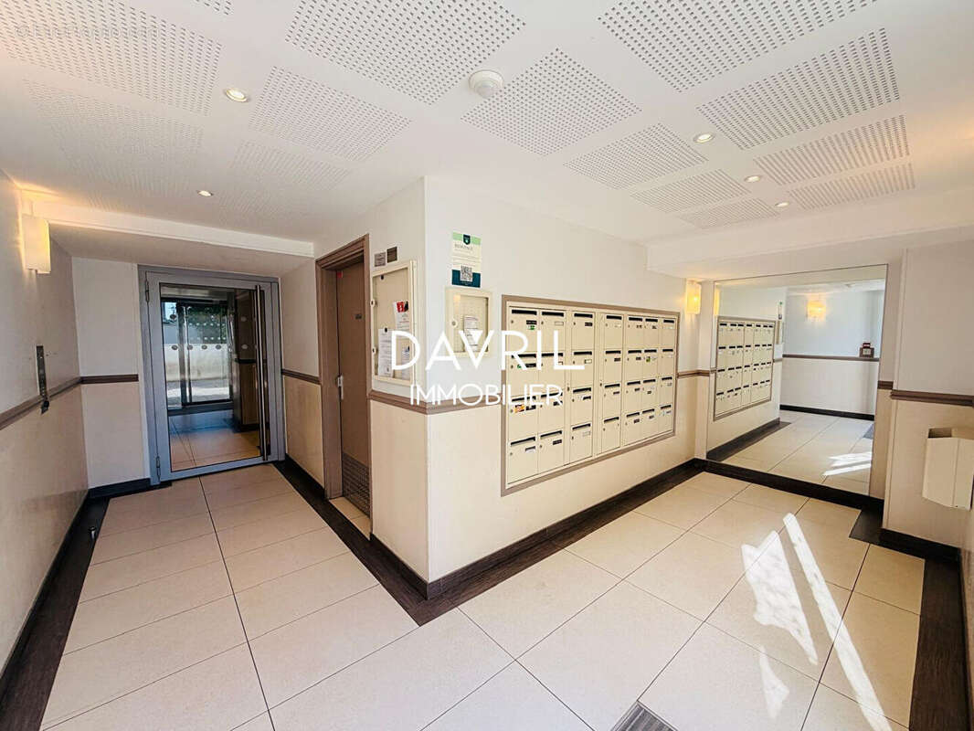 Appartement à CARRIERES-SOUS-POISSY