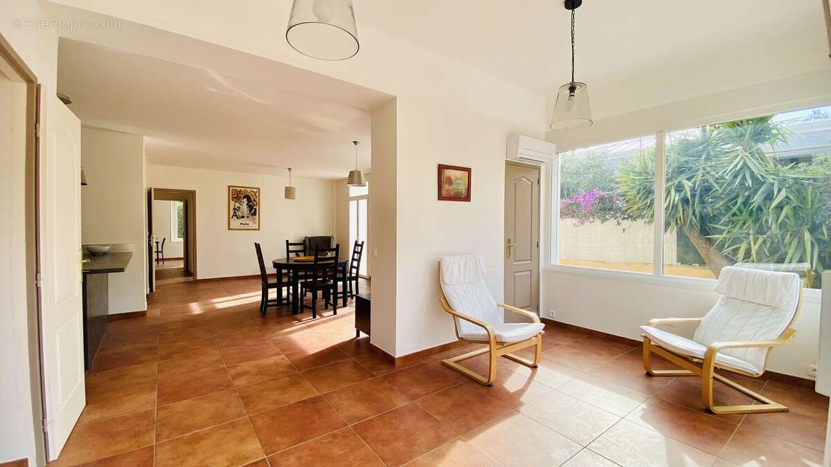 Photo 4 - Maison à BANDOL