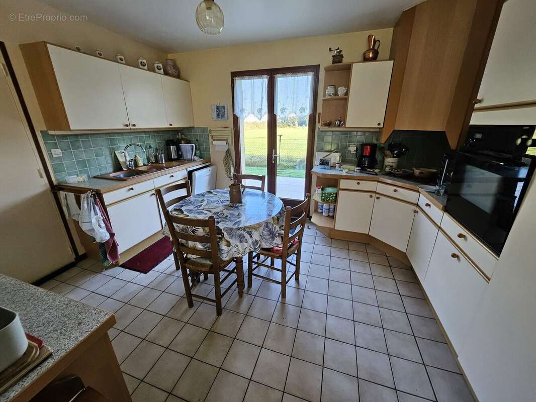 Maison à FIERVILLE-LES-PARCS