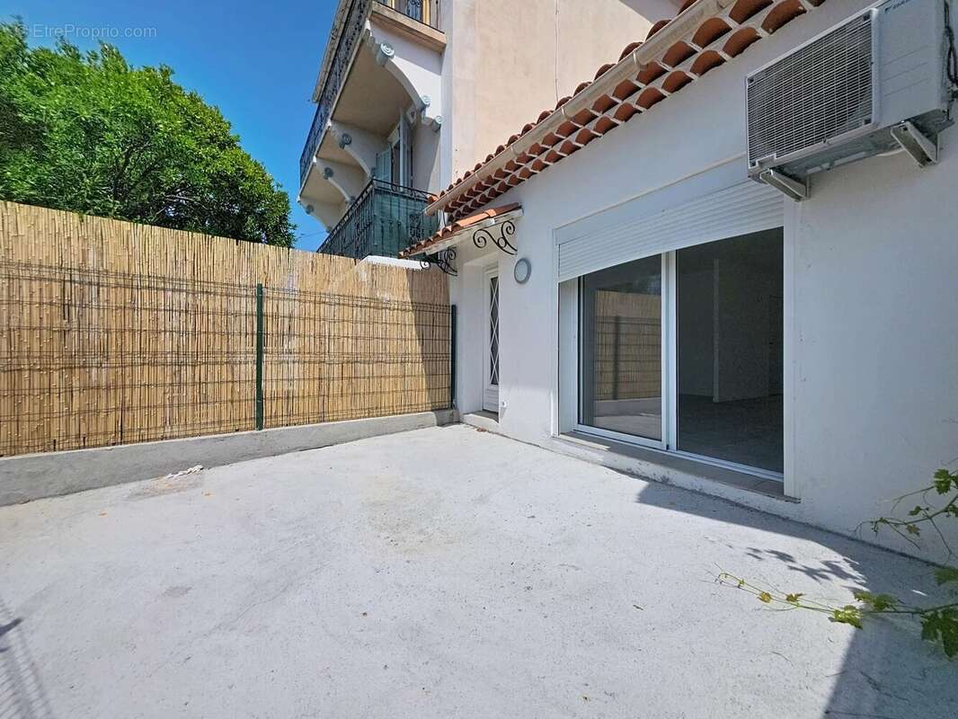 Appartement à LE CANNET