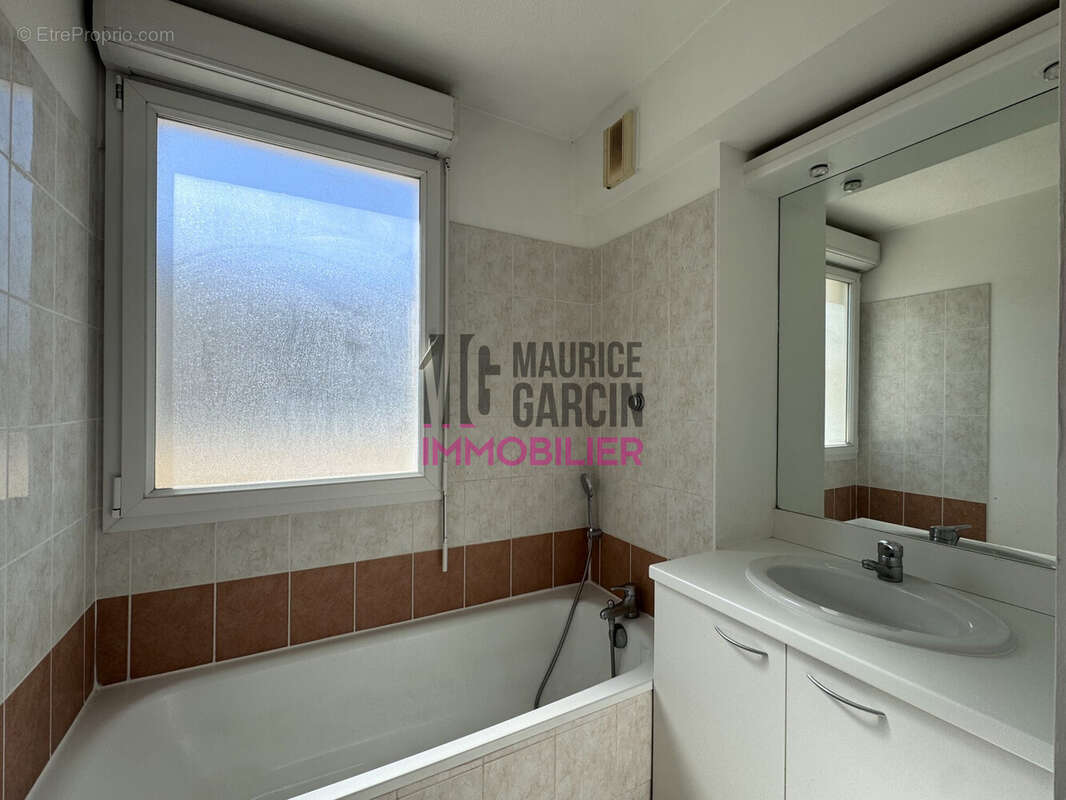 Appartement à LE PONTET