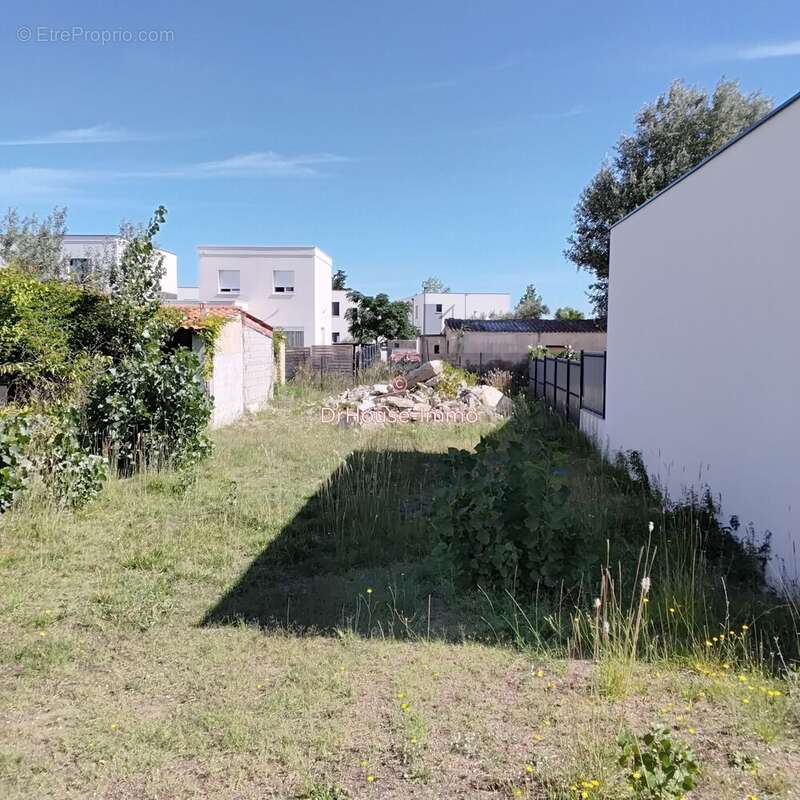 Terrain à SERIGNAN