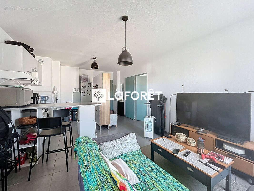 Appartement 2 pièce(s) 44.62 m2 - Saint--Cyprien village - photo 4