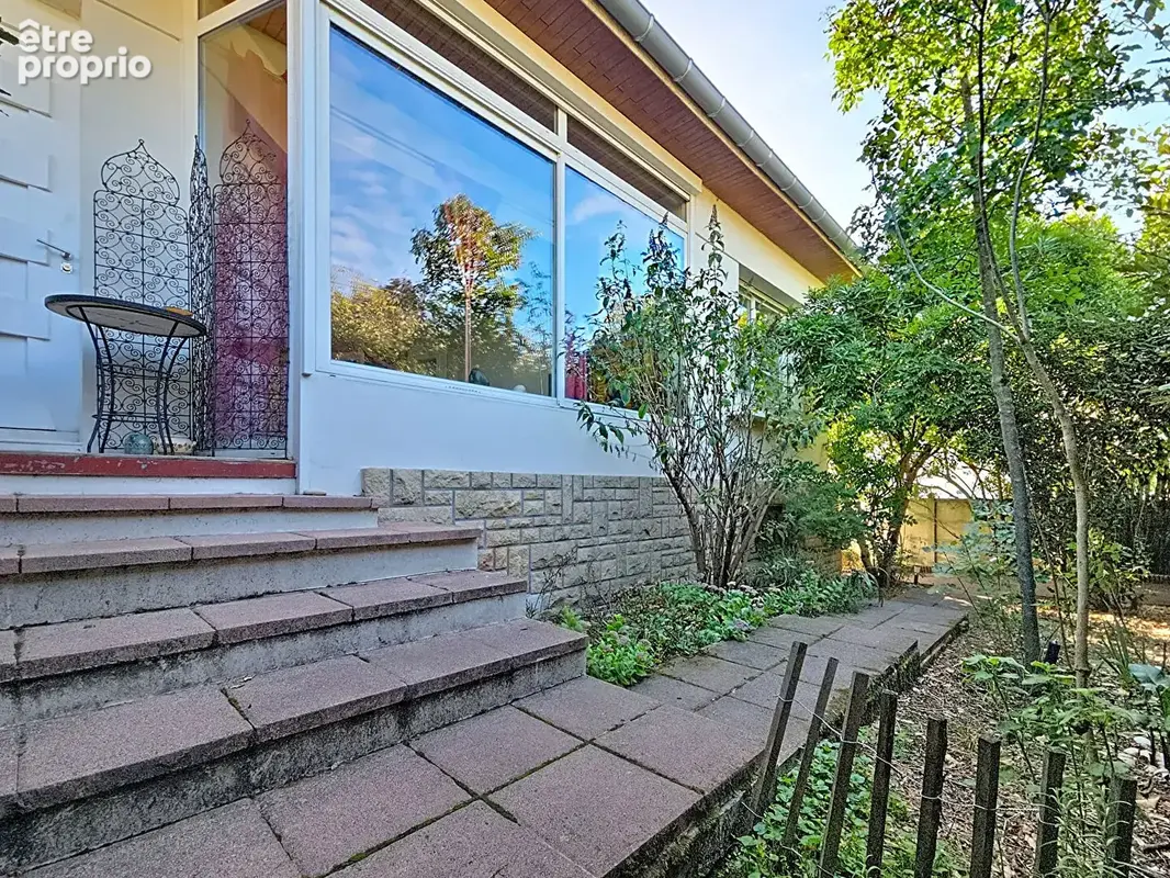 Maison rénovée à Pessac (Parc Razon) - photo 3