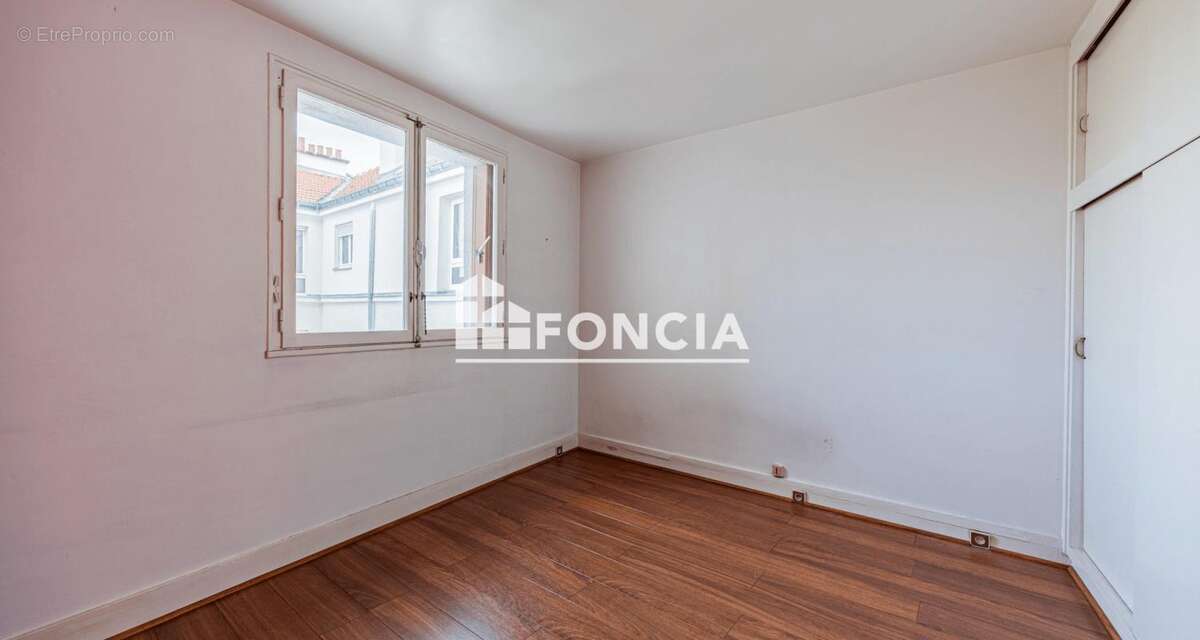 Appartement à PARIS-11E