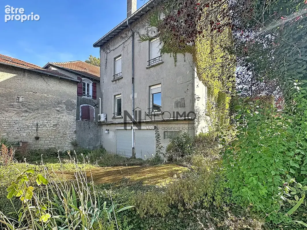 Immeuble/maison Neufchâteau centre. - photo 2