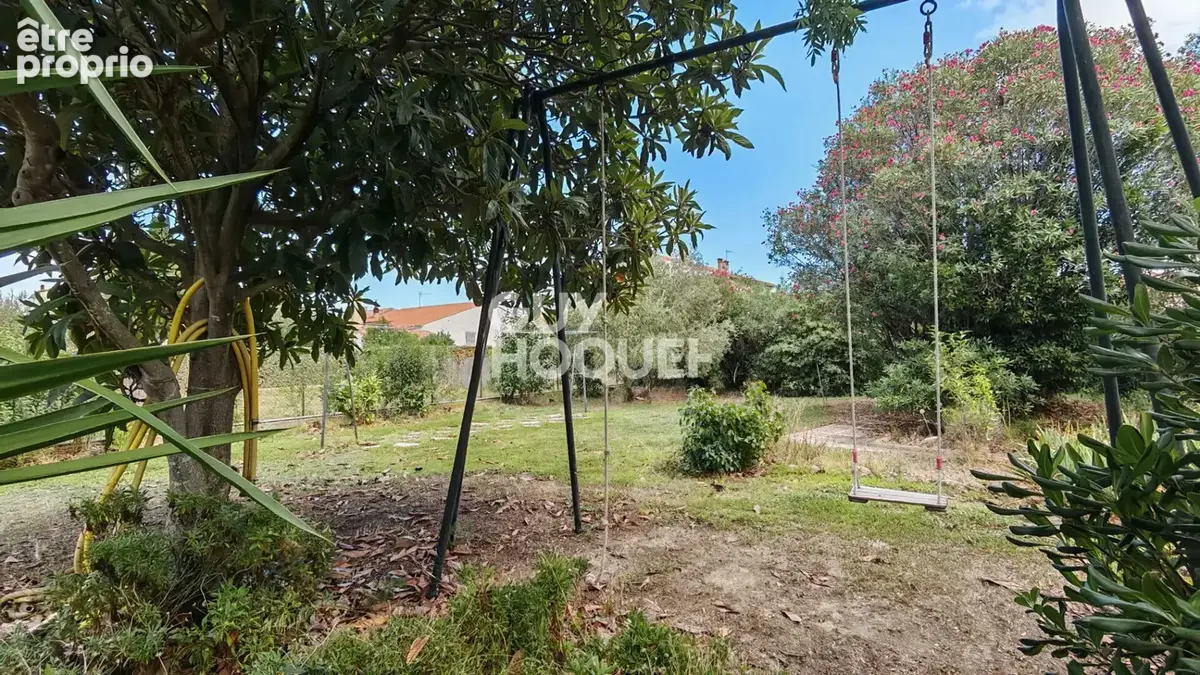 TOULOUGES Maison familiale 4 chambres sur 1075 m² de terrain avec appartement indépendant - photo 3