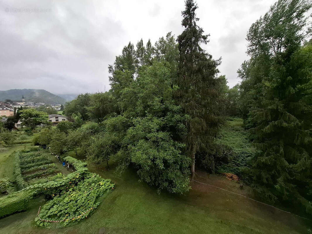 Appartement à TARDETS-SORHOLUS
