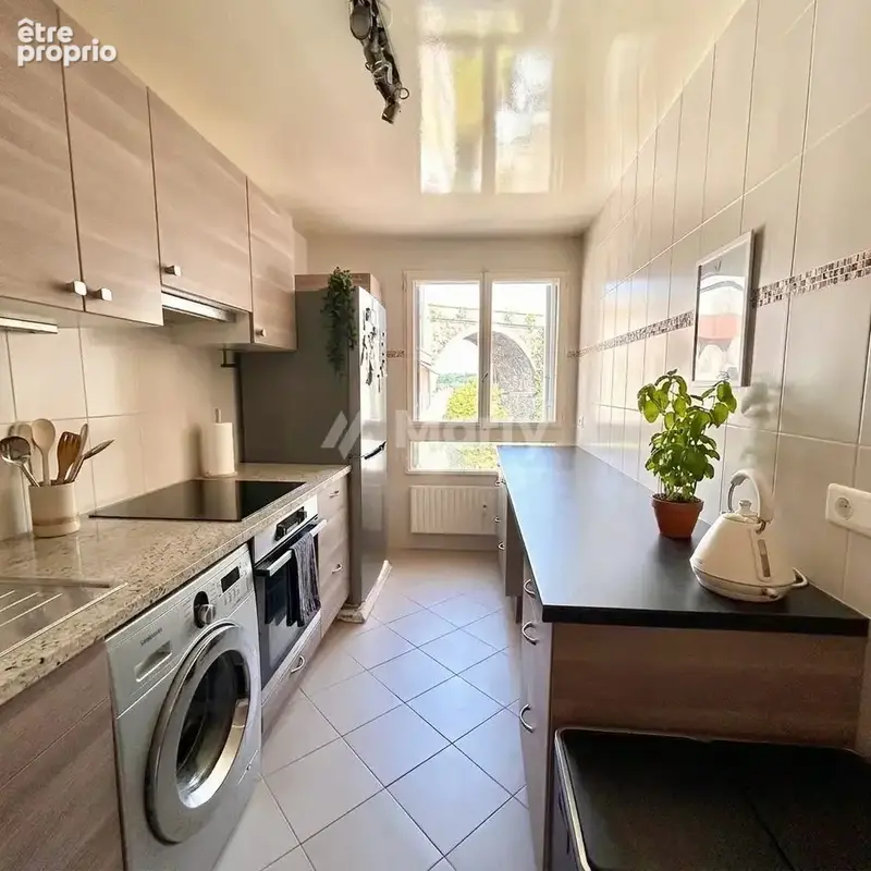 Appartement 3 pièces 80 m² à vendre à Nogent-Sur-Marne (94130) - photo 3