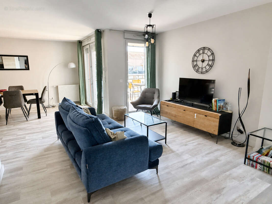 Appartement à CRAPONNE