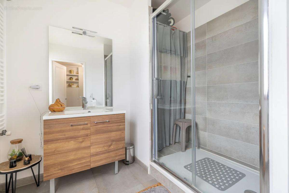 Appartement à THIAIS