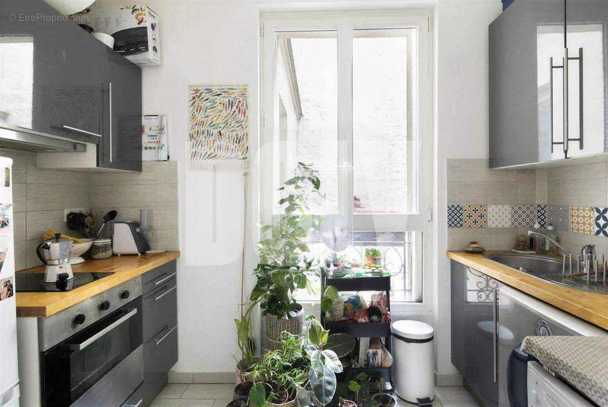Appartement à PARIS-11E