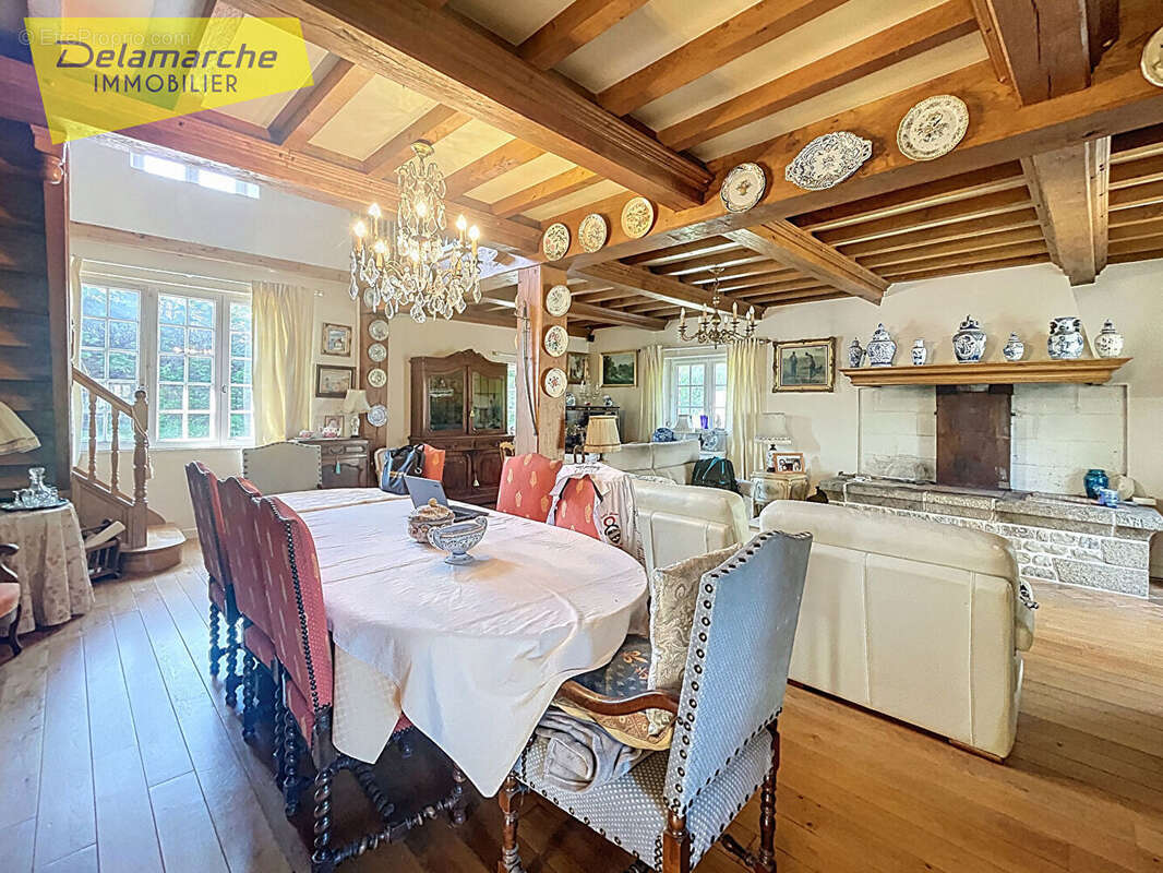 Maison à SAINT-SAUVEUR-LA-POMMERAYE