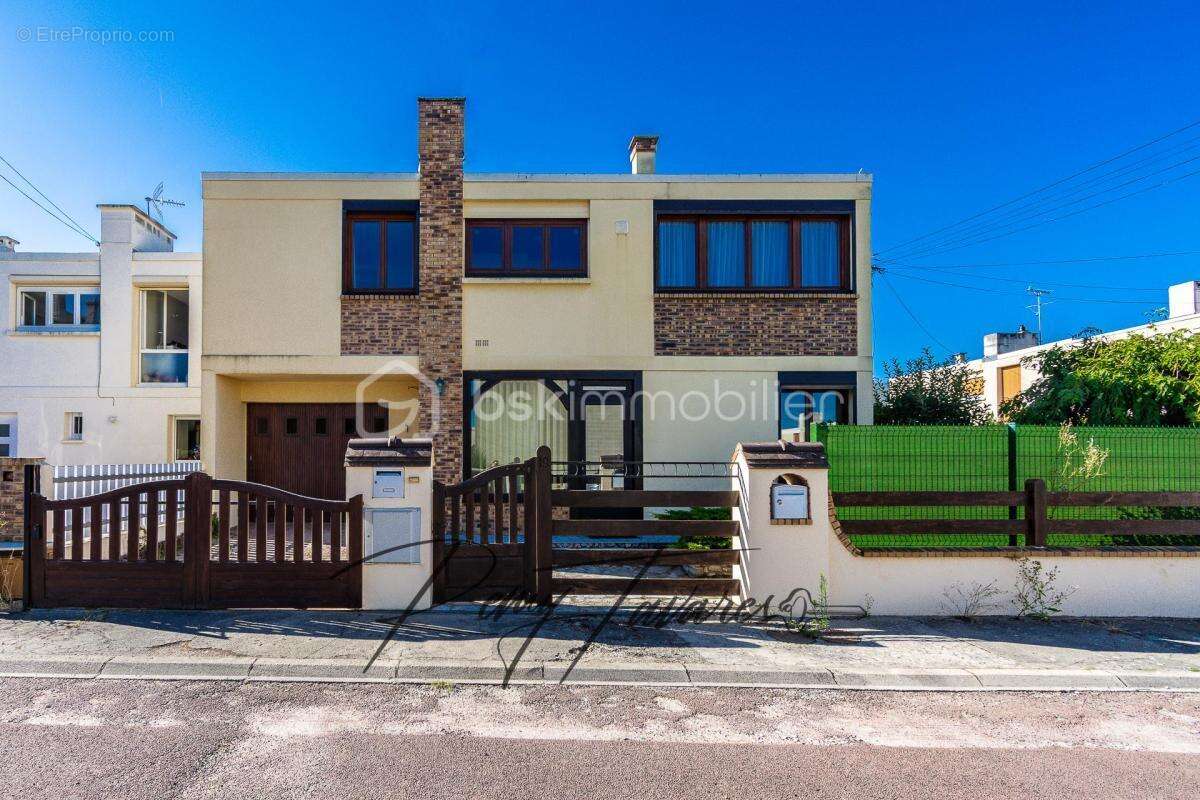 DARVAULT — Maison familiale de 95 m² avec jardin, garage et 4 chambres - photo 19