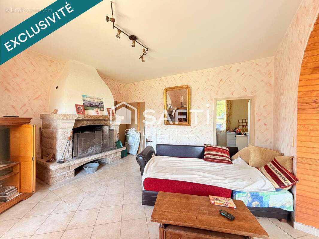 Photo 9 - Maison à SALON-LA-TOUR