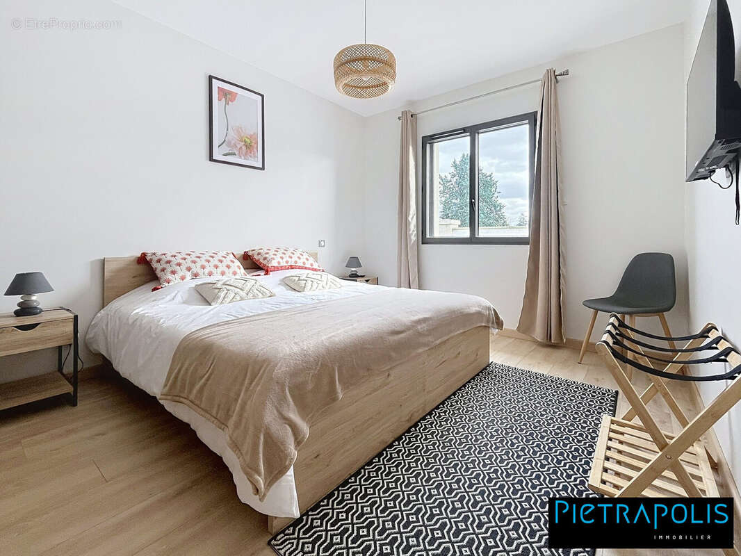 Maison à CRECHES-SUR-SAONE