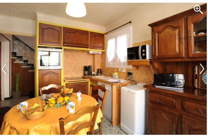 Maison à SAINT-LAURENT-DE-LA-SALANQUE