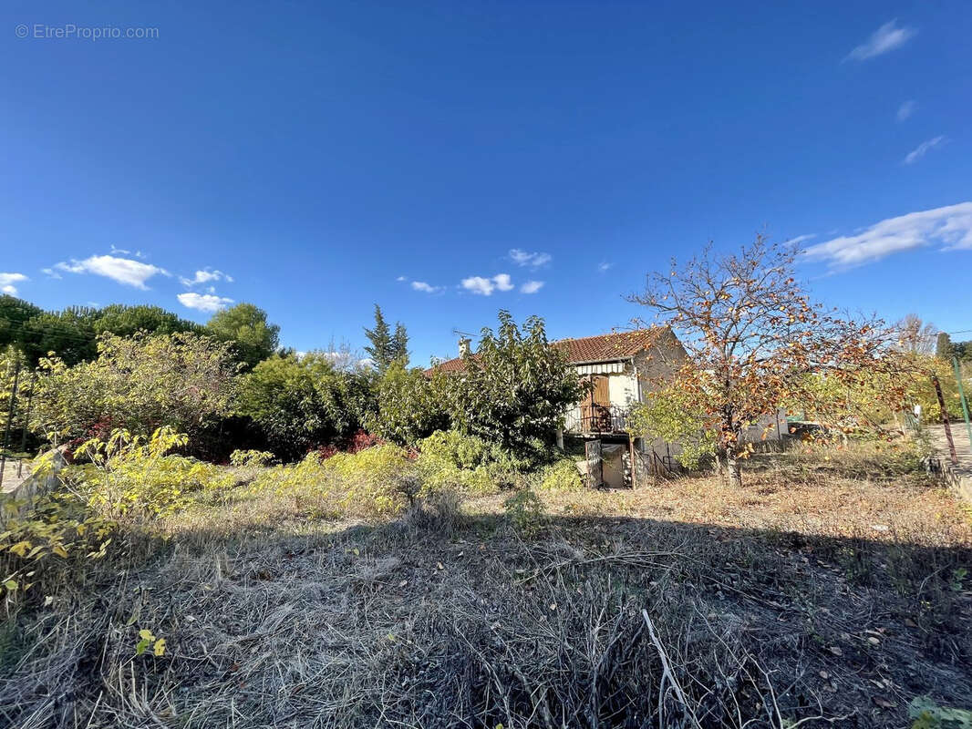 Maison à SAINT-THIBERY