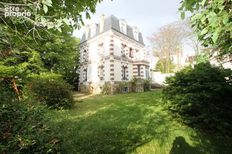 Maison à NANTERRE