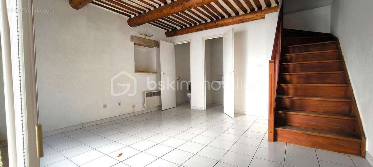 Commerce à MERINDOL