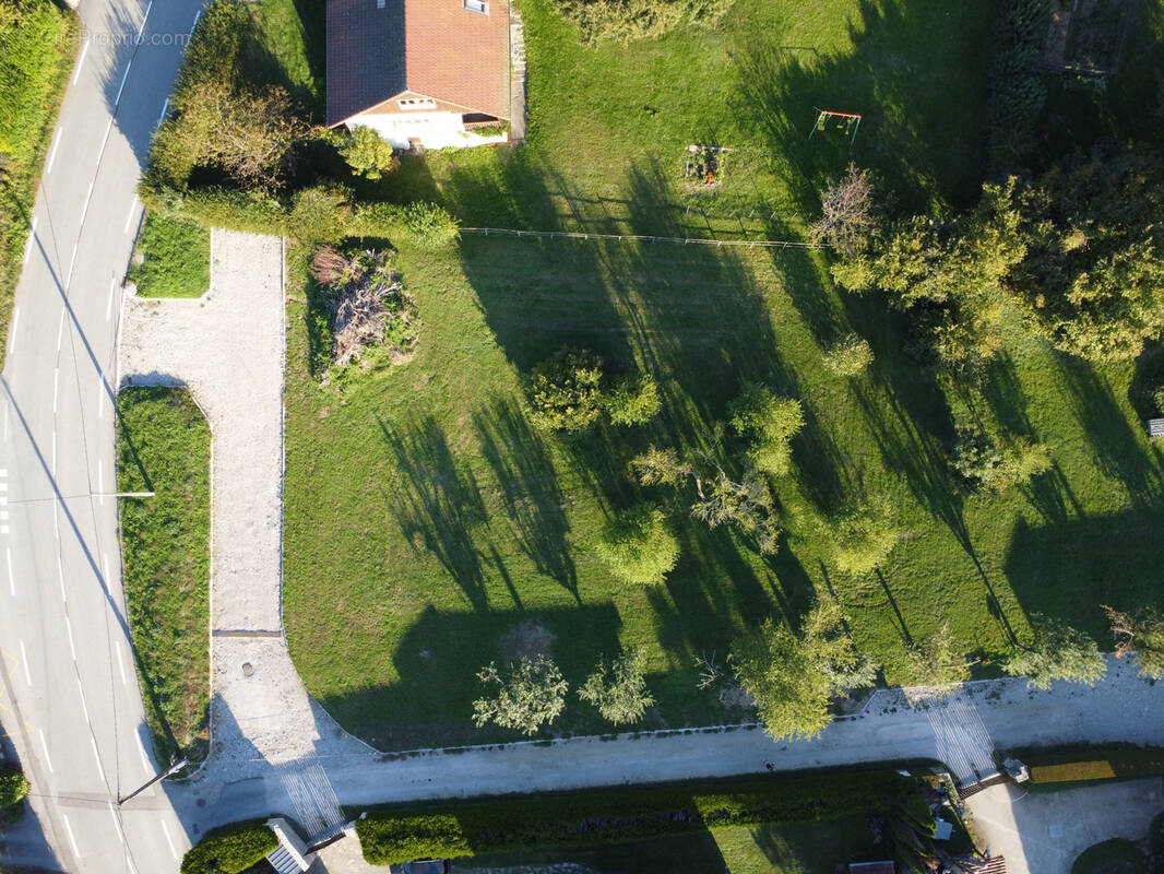 Terrain à SAINT-MARTIN-D&#039;URIAGE