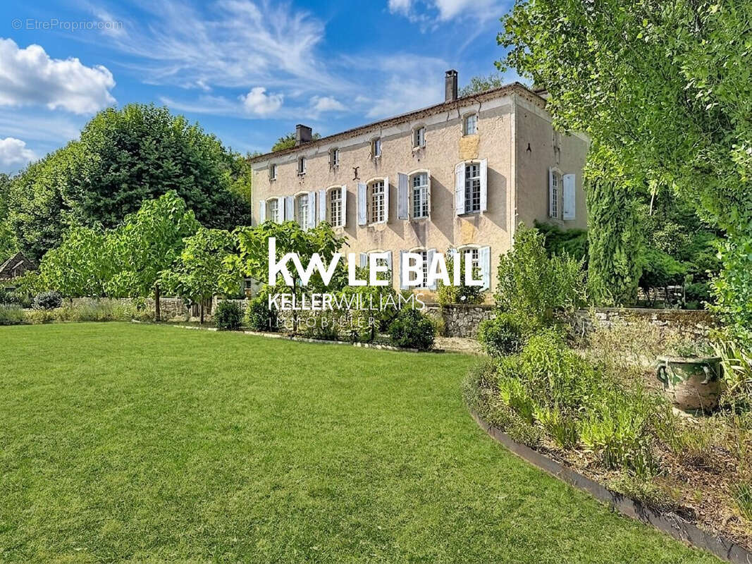 Maison à PRAYSSAC