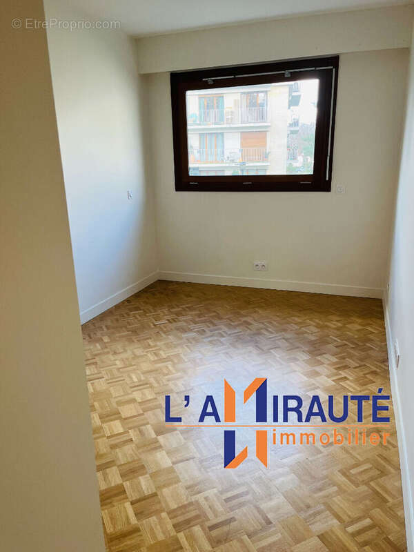 Appartement à MAISONS-LAFFITTE