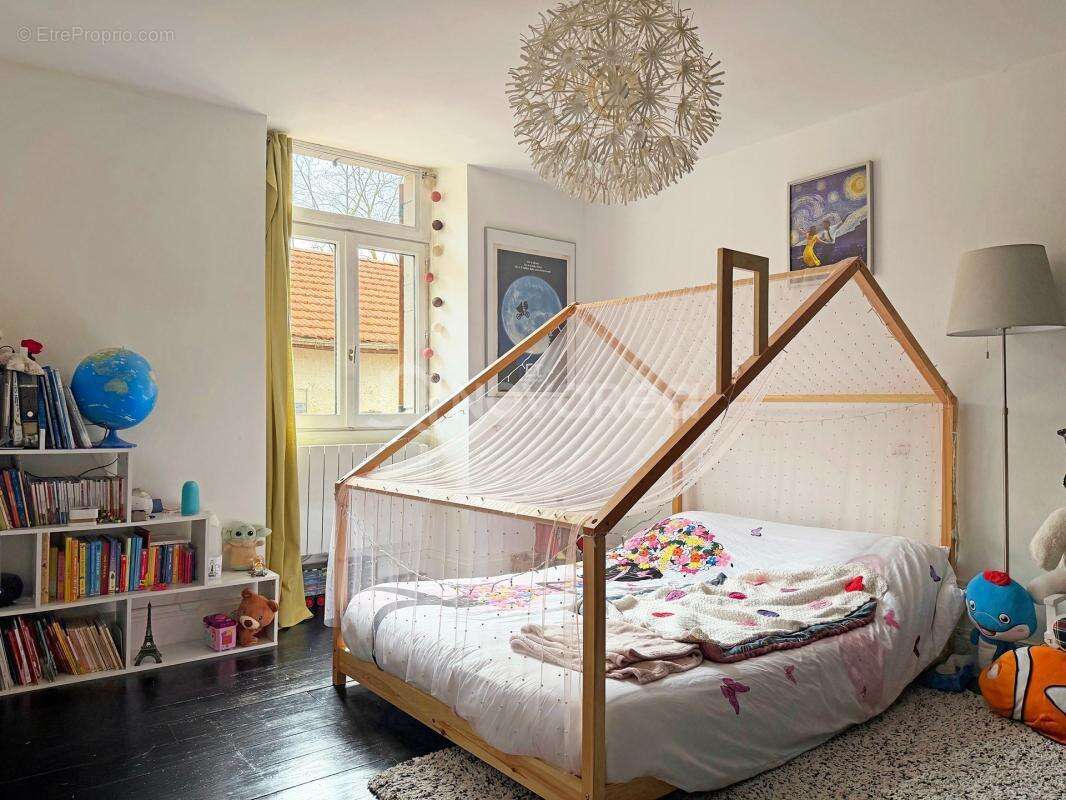 Maison à MAZERES-LEZONS