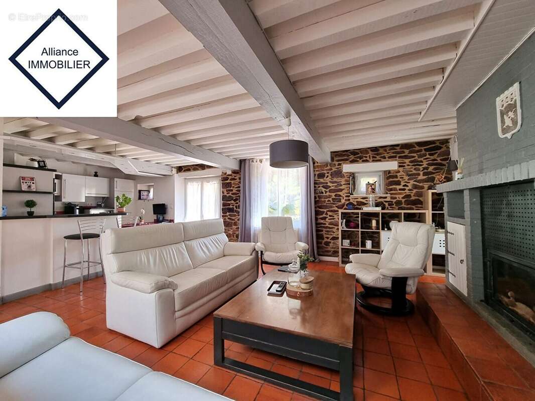 Maison à SAINT-MEEN-LE-GRAND