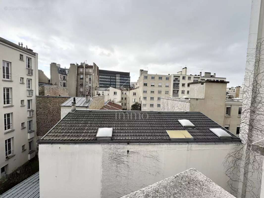Appartement à NEUILLY-SUR-SEINE