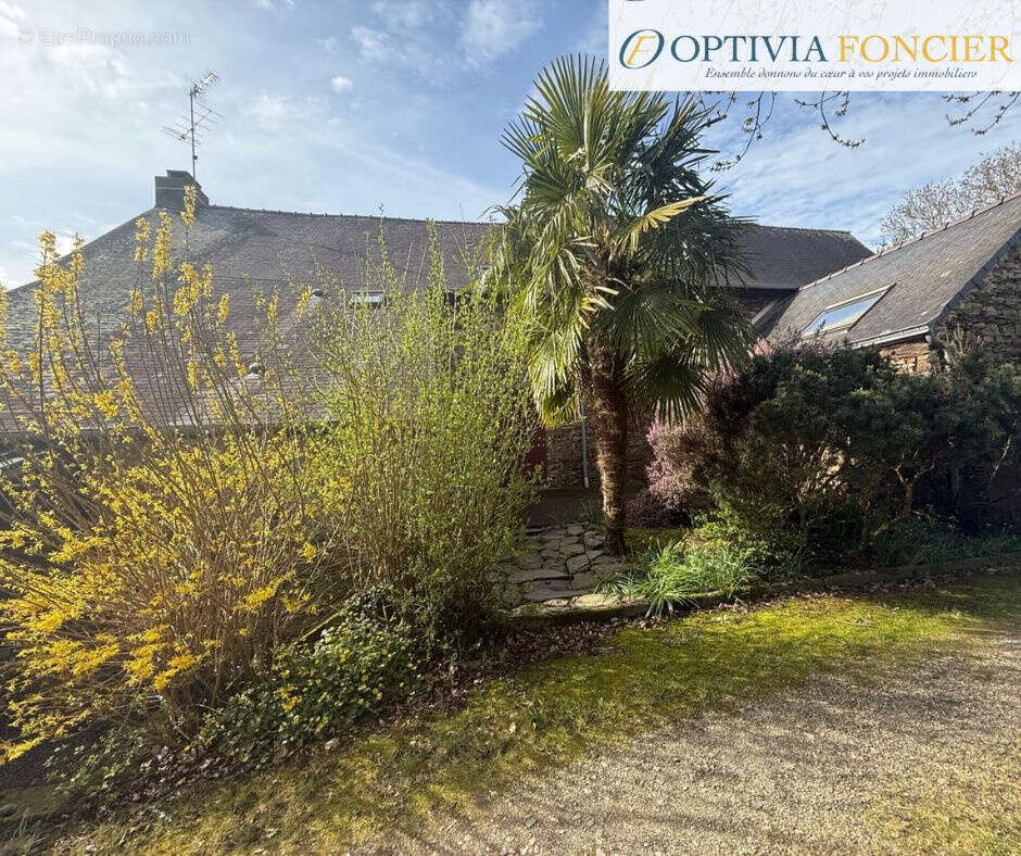 Maison à BAIN-DE-BRETAGNE