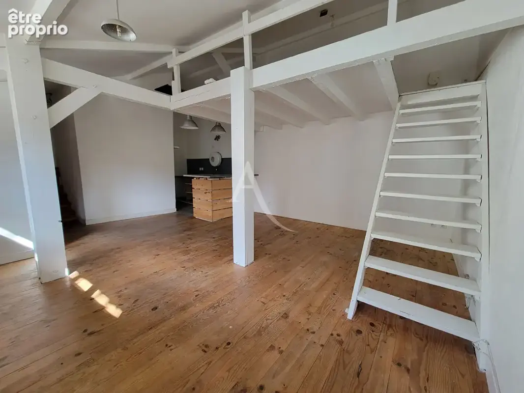 Appartement Pau 1 pièce(s) 33.510 m2 - photo 2