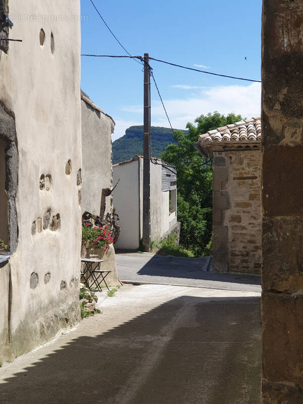 Maison à SERVIES-EN-VAL