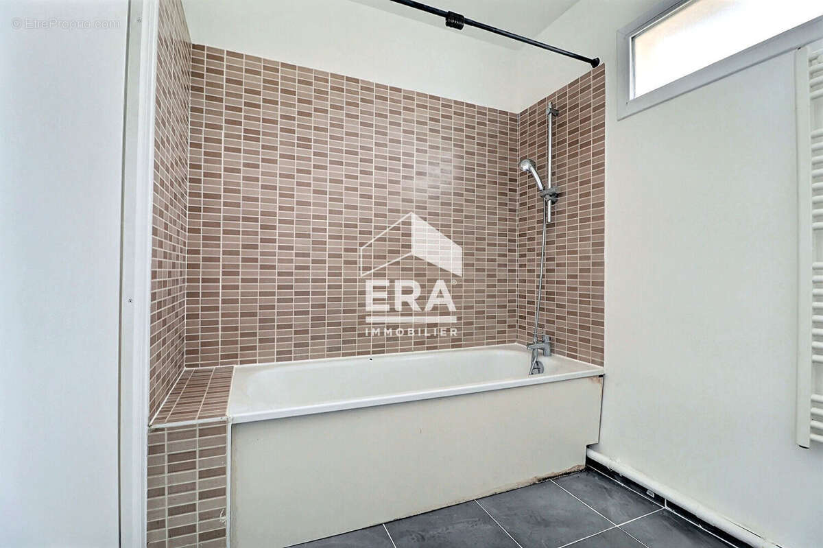 Appartement à SAINT-DENIS
