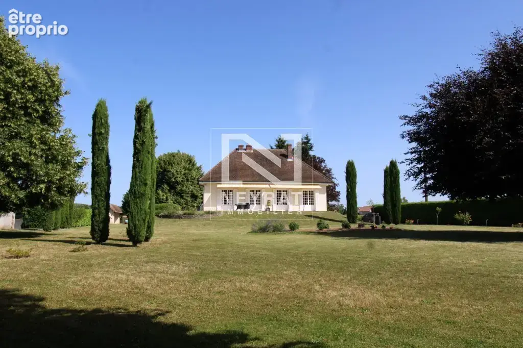 Maison à SASSENAY