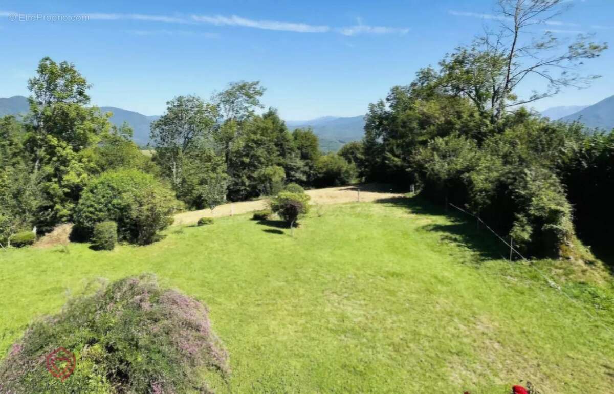 Maison à SOUEIX-ROGALLE