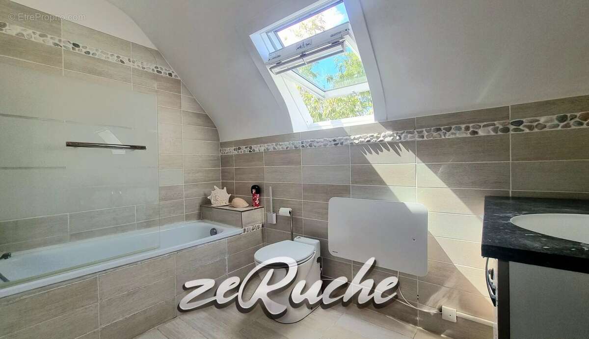 Maison à EVRECY