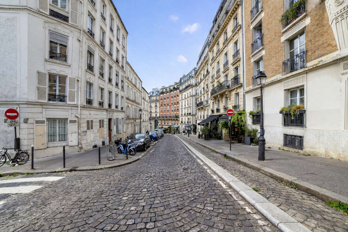 Paris 18 - rue lepic - photo 14