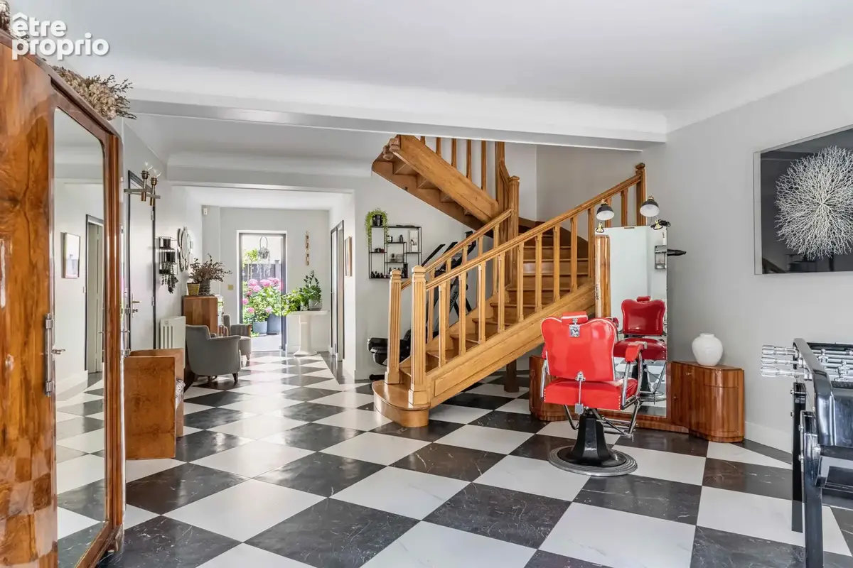 Exclusivité - Asnières sur Seine - Villa Pilaudo - Hotel particulier de 237m2 au sol et 213m2 Carrez - photo 4