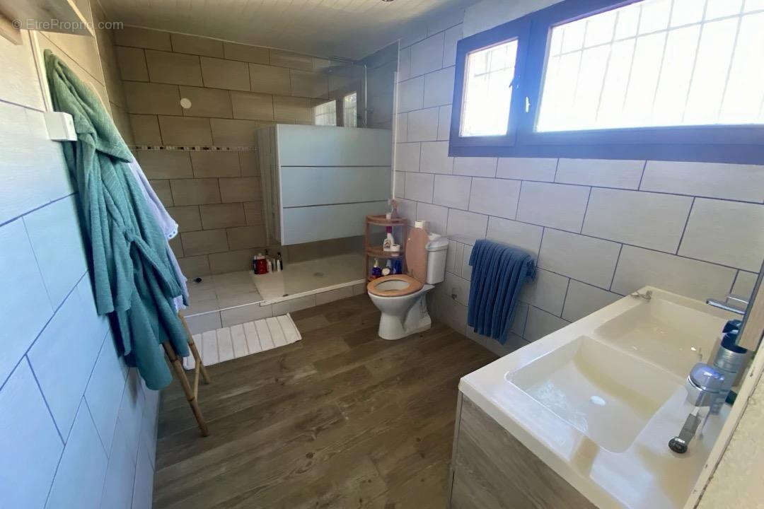 Maison à SAINT-CYPRIEN