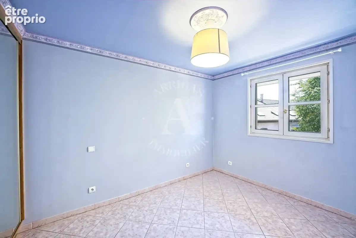 Appartement 5 pièces 123 m² à vendre à Ferney-Voltaire (01210) - photo 7