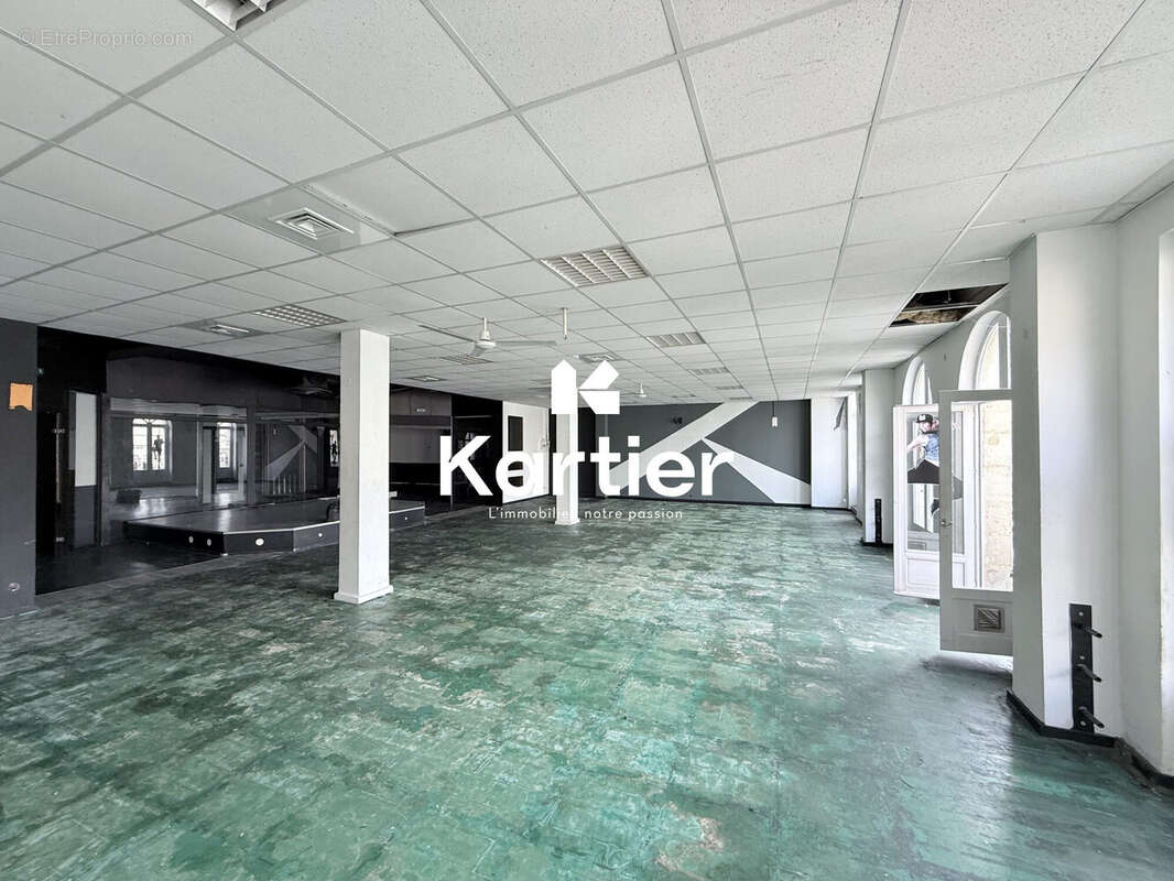 Commerce à LIBOURNE