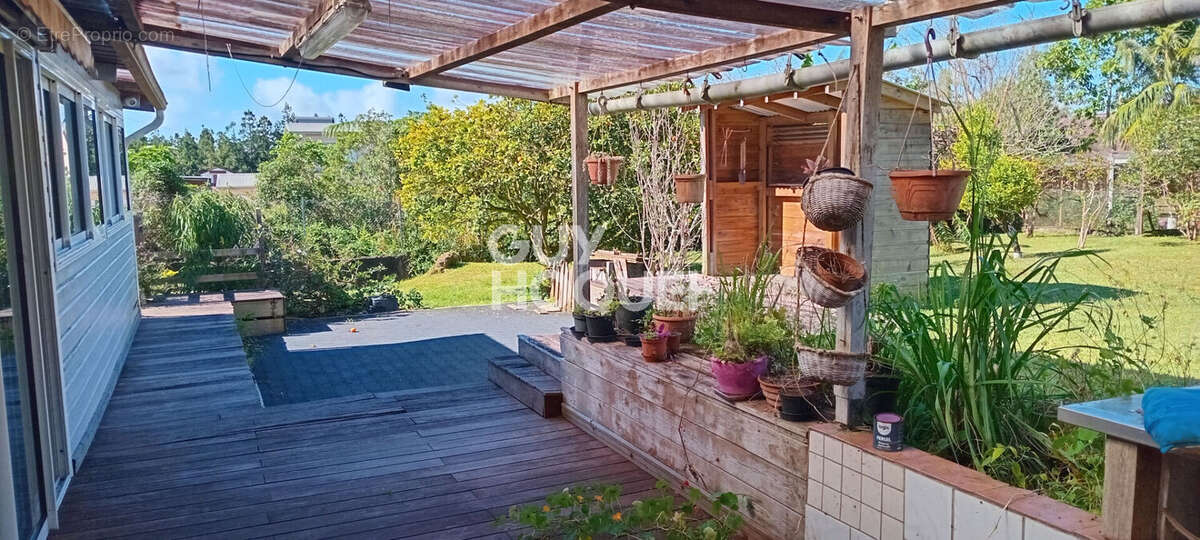 Maison à LA PLAINE-DES-PALMISTES