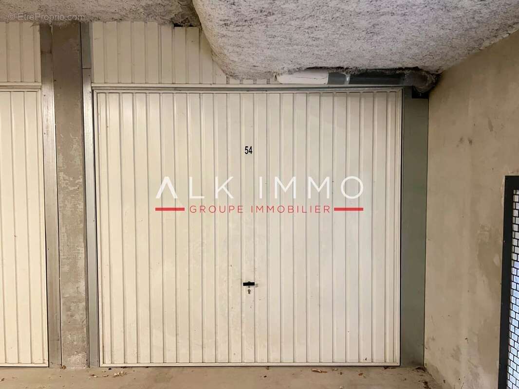 Parking à ANNECY-LE-VIEUX