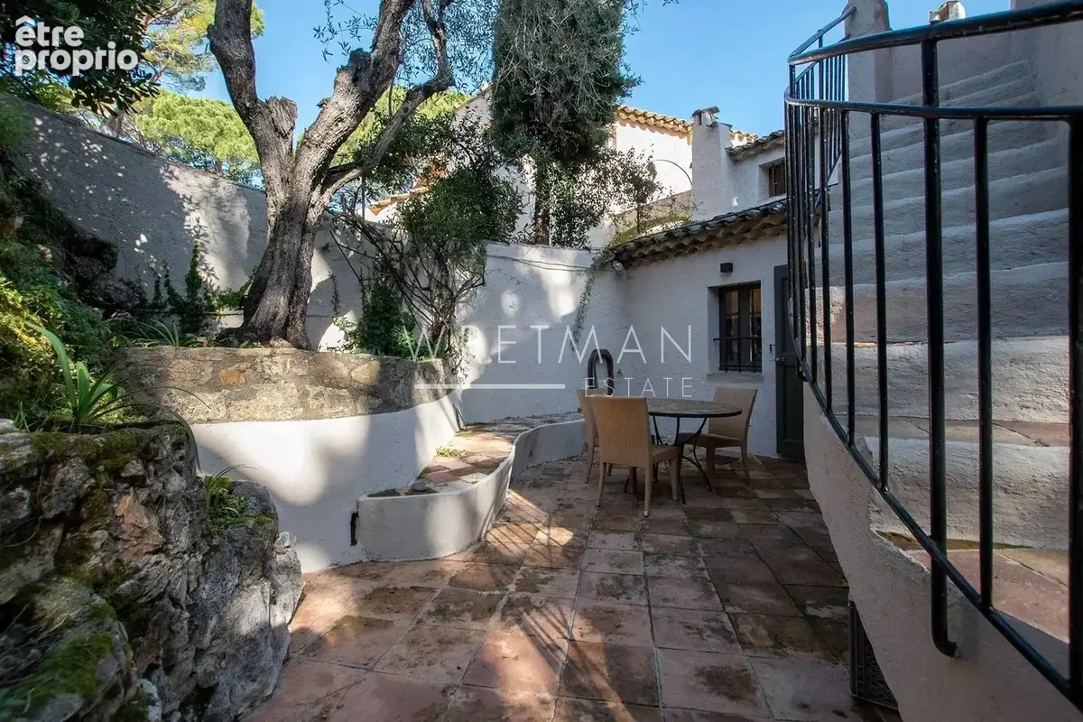 Villa dans un domaine prestigieux près du village de Valbonne - photo 32