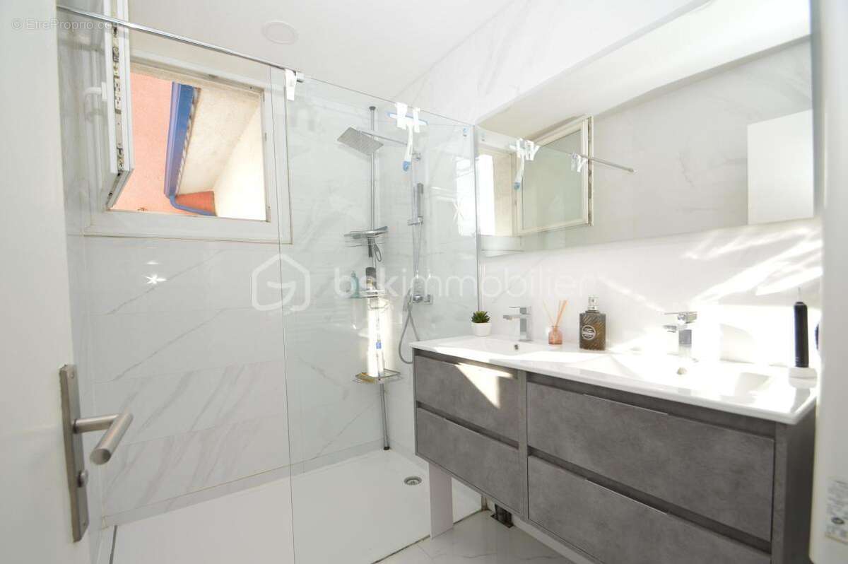 Villa T7 avec piscine, appartement à l'étage et un studio - photo 12