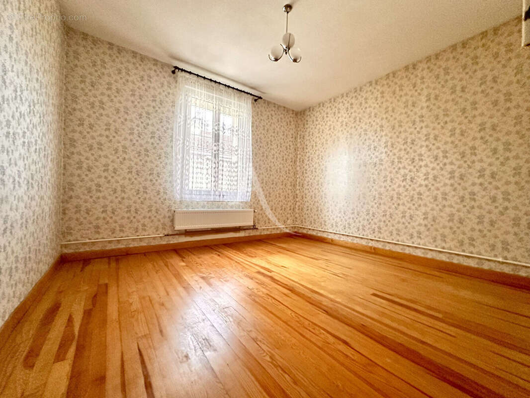 Maison à DAMELEVIERES