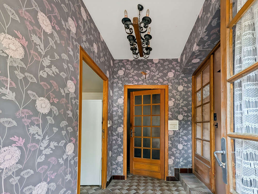 Maison de caractère avec deux étangs ? 146,3 m² ? Dépendance ? Terrain de 1,3 hectare ? Bazouges-la-Pérouse - photo 5
