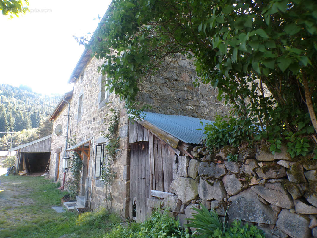 Maison à ROCHEPAULE