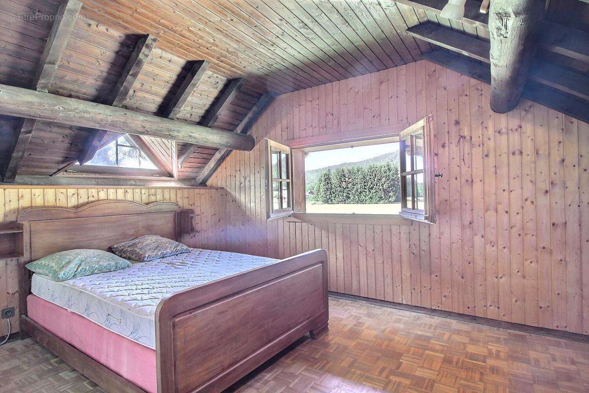 La Feclaz Chalet avec terrain constructible - photo 9
